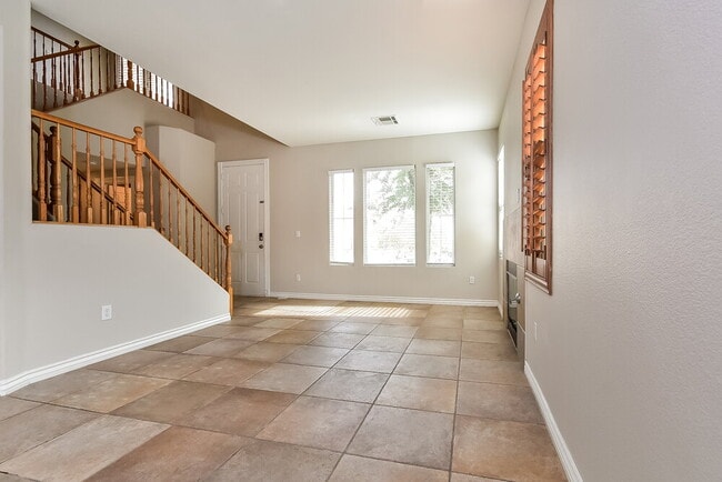 Photo - 8553 Zelkova Ct