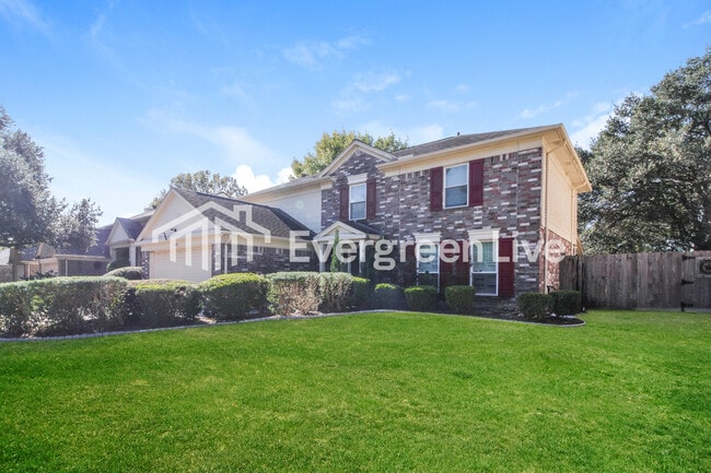 Photo - 918 Long Prairie Dr