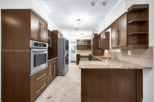 Photo - 5713 Jefferson St