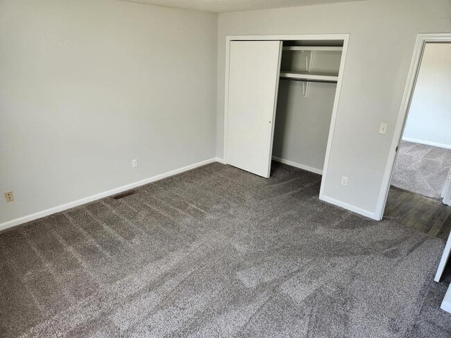 Photo - 1606 Tippecanoe Dr