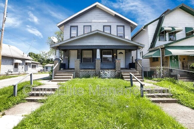 Building Photo - 498 N Champion Ave Rental