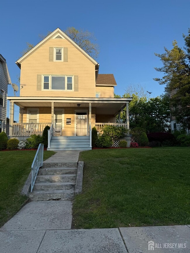 Building Photo - 483 East Ave