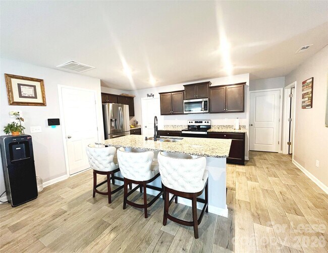 Photo - 3044 Winesap Dr
