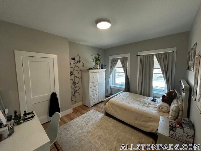Photo - 1284 Commonwealth Ave Unidad 7