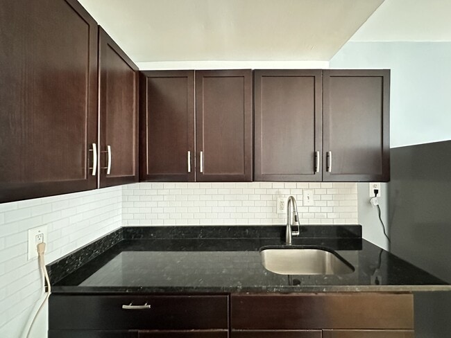 Photo - 5670 N Ridge Ave Unit S2