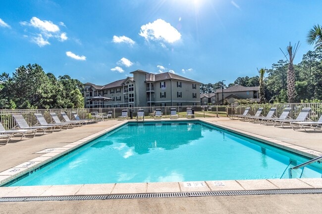 Photo - Beautiful 2 Bedroom Apartment in Fort Walton Beach!