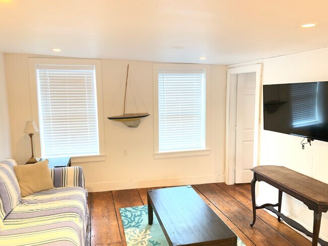 Photo - 30 Broadway Unit A