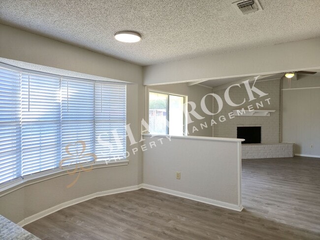 Photo - 3/2 Hewitt Home