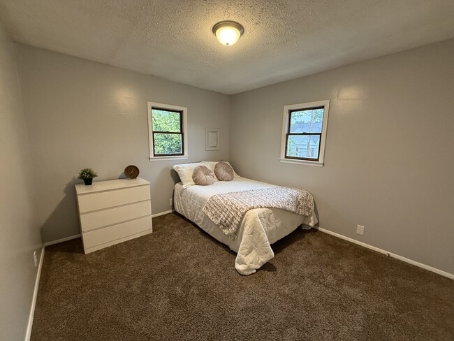 Photo - 742 Locust St Unit 1