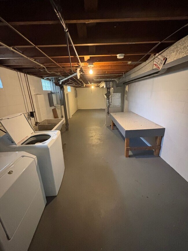 Photo - 3721 Watson Ave Unidad 3721 Watson Upper