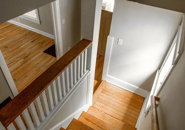 Photo - 5 Bedroom - Close to campus!