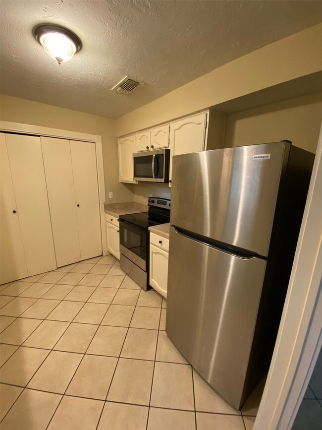 Photo - 14230 Cellini Dr