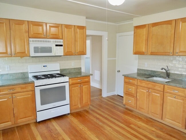 Photo - 51 Samoset St Unit 2