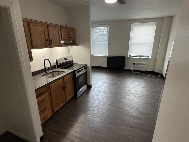 Photo - 123 Iowa Ave Unit 5