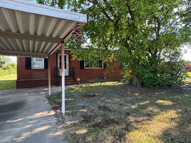 Photo - 4937 Walnut Dr