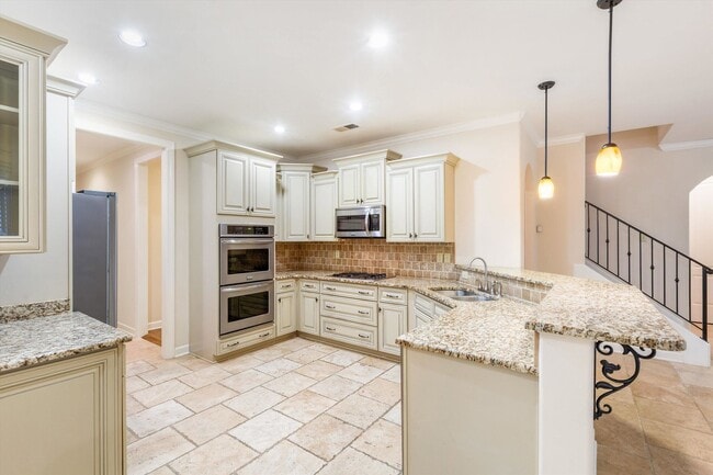 Photo - 1651 DE HAIG Ln