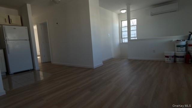 Photo - 69-51 Almeda Ave