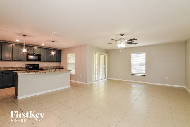 Photo - 482 Haversham Rd