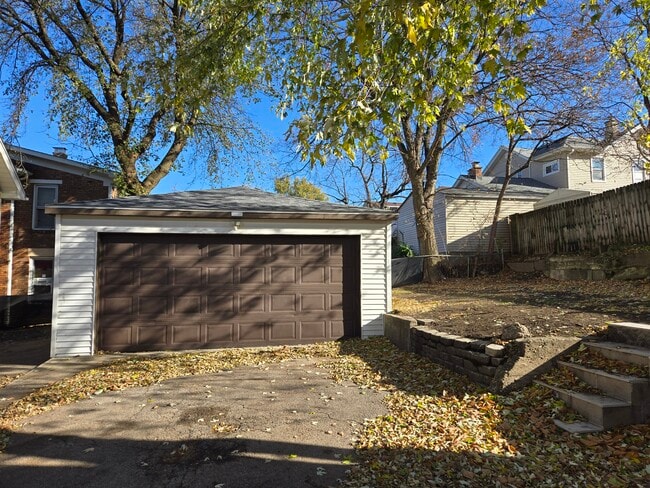 Photo - 324 Rosewood Ave