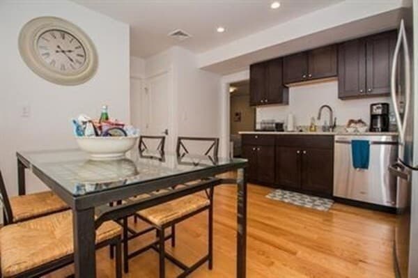 Photo - 28 Clay St Unit 2