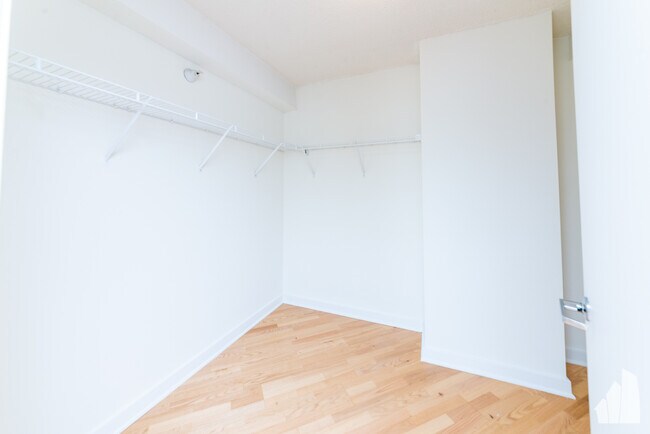 Photo - 545 N Dearborn St Unit 1611