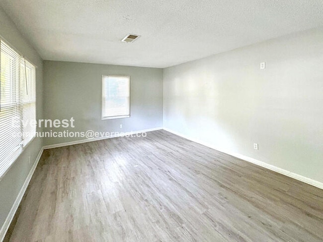 Photo - 5404 Bryant Blvd