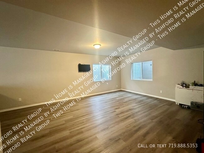 Photo - 3755 Reindeer Cir