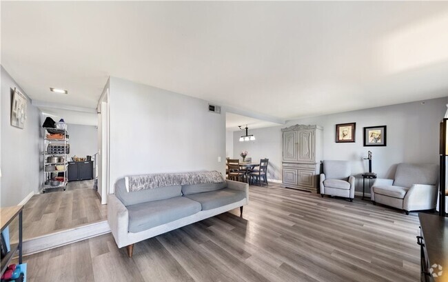 Building Photo - 4045 Via Encinas Rental