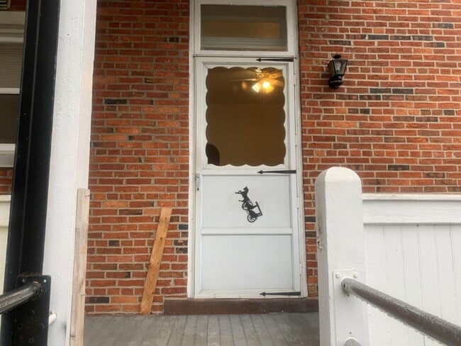 Photo - 237 N Union St