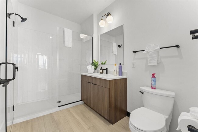 Photo - 600 Broadway Unidad 317