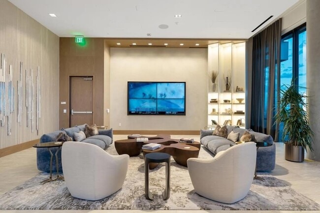 Photo - 525 Olive St Unit 1912