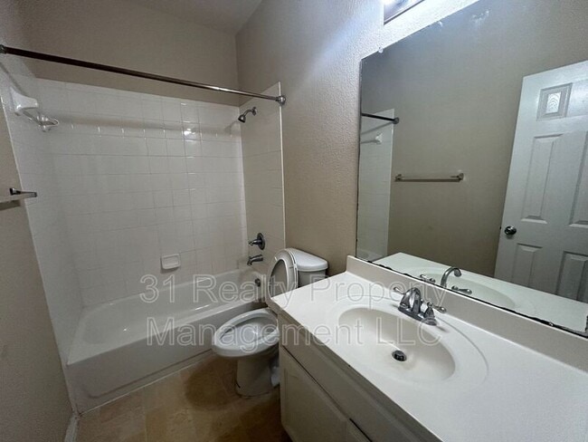 Photo - 10228 Ashburn Dr