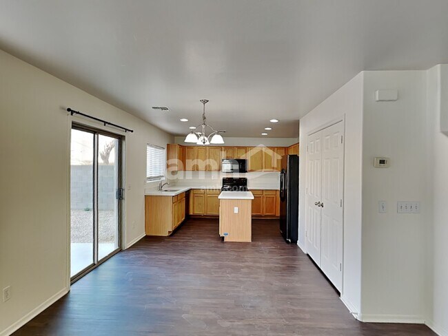 Photo - 30944 N Bramwell Ave