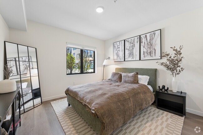 B2.2 - 2BR, 2BA - 1,178SF - Second Bedroom
