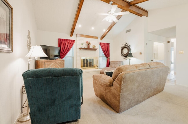 Photo - 6424 Amber Dr