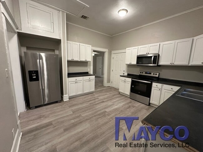 Photo - 3 bedroom in Highland!