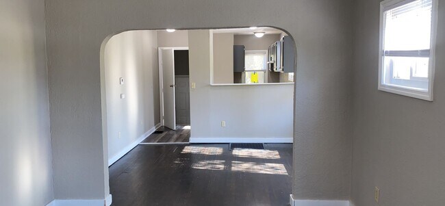 Photo - 50 S Alder St