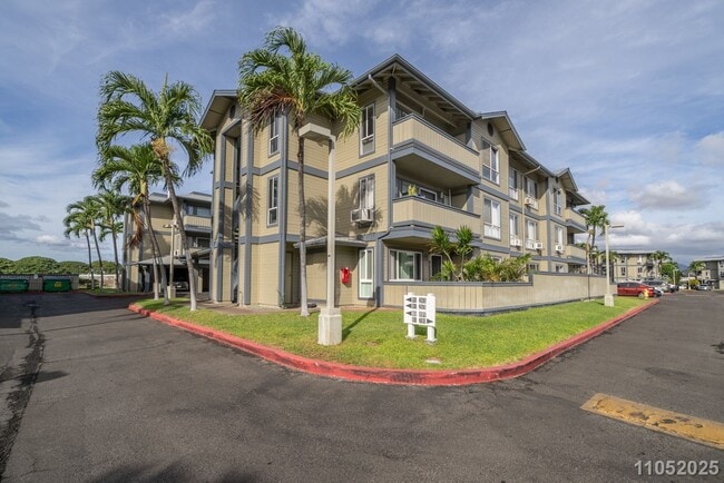 Building Photo - Move-In Ready! 2br, 2ba in Ewa, $2650, Sch... Unit 16B