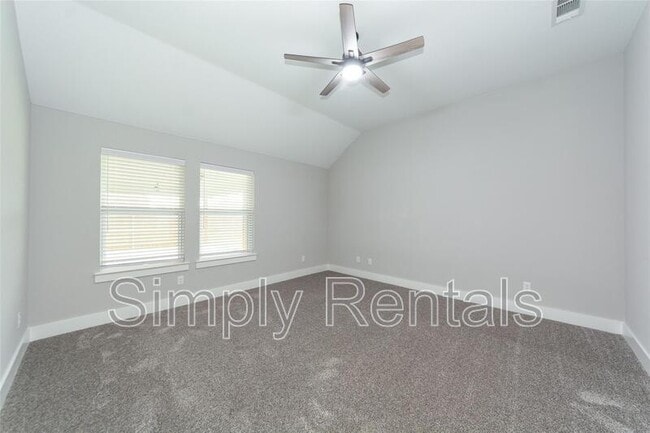 Photo - 5007 Peacock Ln