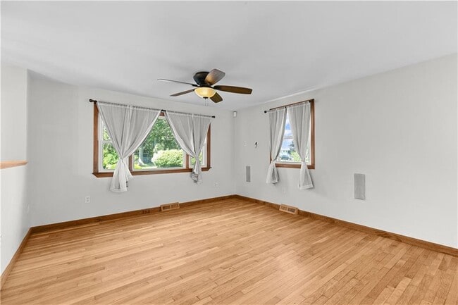 Photo - 25 Harris Dr