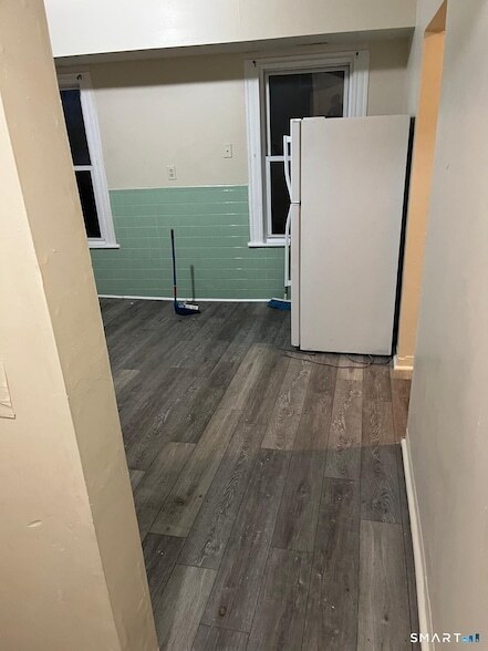 Photo - 800 Hallett St Unidad 2nd left