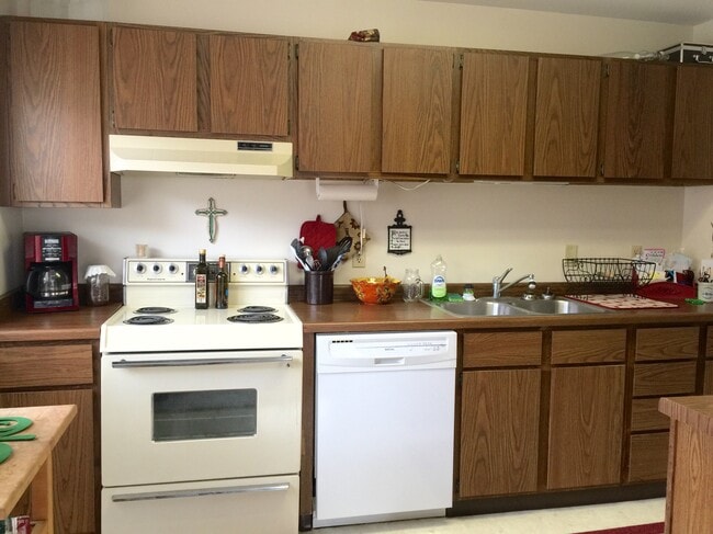 Photo - 1331 W 3rd St Unit 103