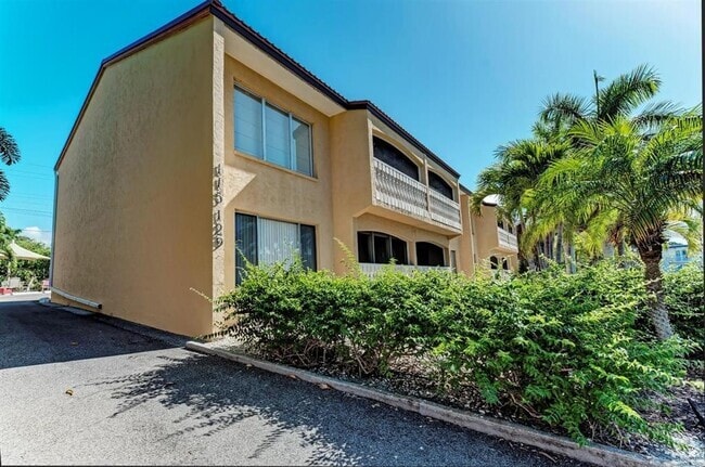 Building Photo - 129 Tyler Dr Unit 101 Rental