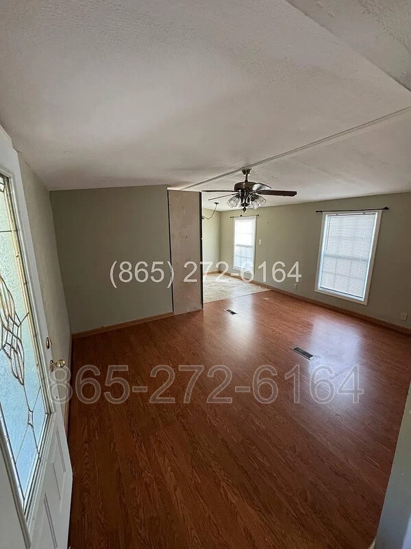 Photo - 8413 Oak Ridge Hwy