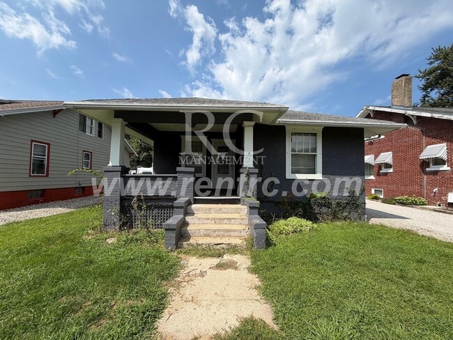 Building Photo - 1220 Harmon-