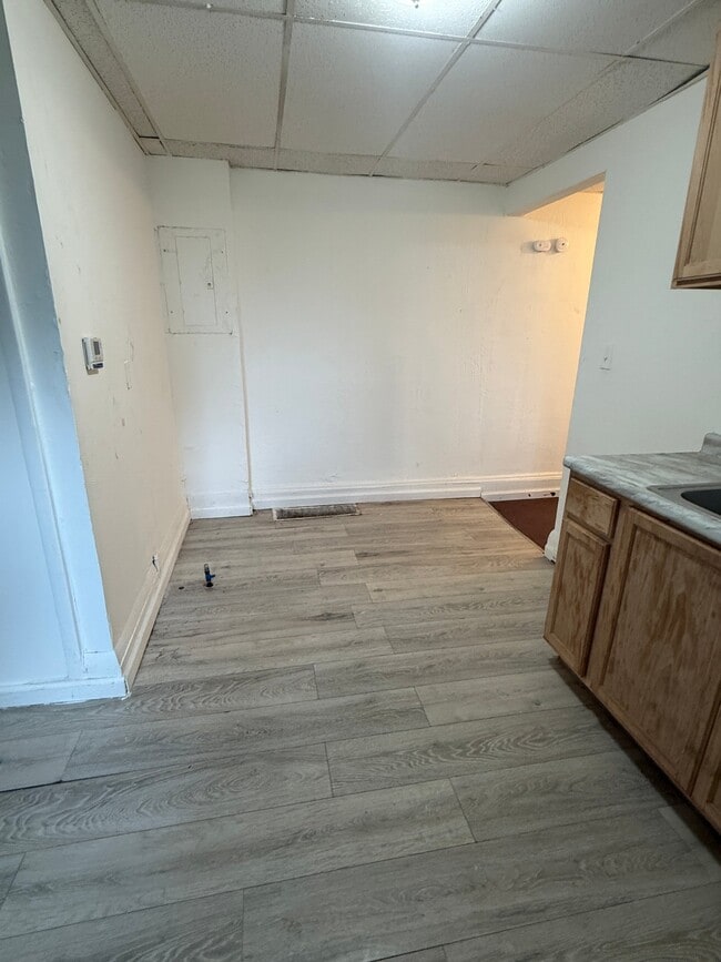Photo - 15220 Saranac Rd Unit 2