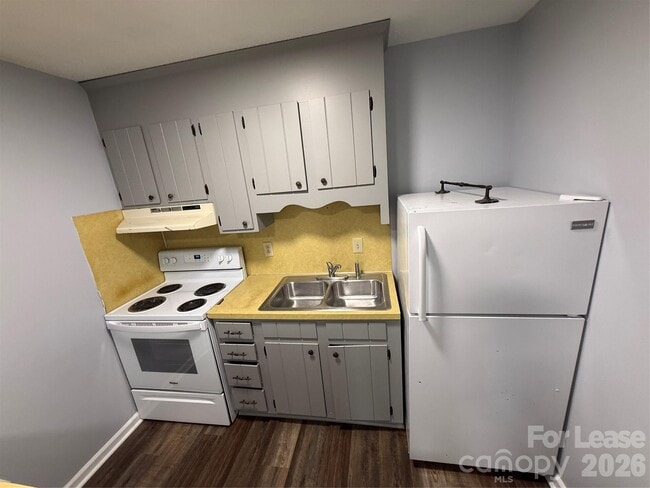 Photo - 435 3rd Ave Dr SE