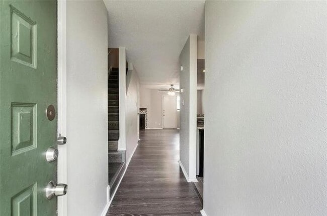 Photo - 8704 Victorian Village Dr Unit 8704