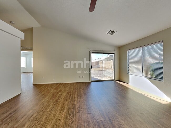 Photo - 2416 S 82nd Ave