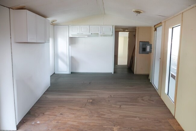 Photo - 195 Jonna St
